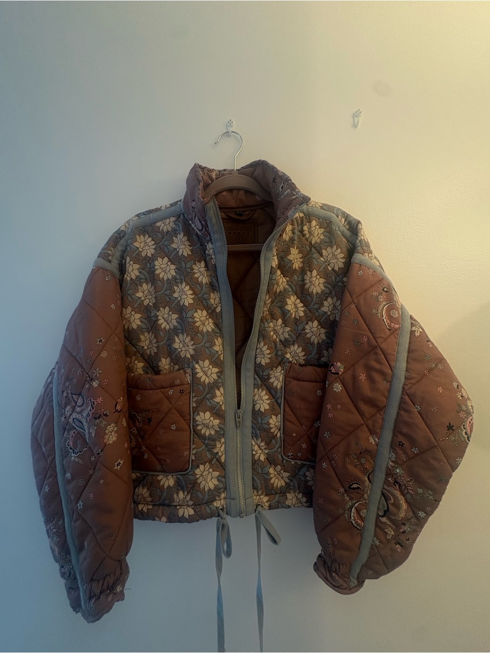 Blank NYC Quilted Floral Paisley Jacket - Dusty Rose & Taupe - Picture 5 of 9